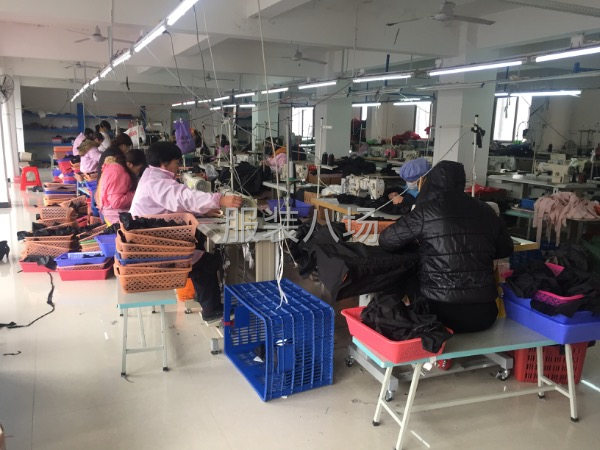 加工厂寻货源 集美服装加工厂寻找货源,本厂有2条单件流水线,车工30多