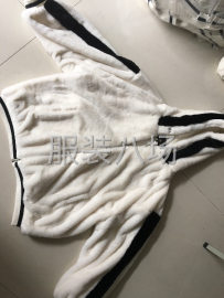 undefined - 衣服外发 - 图1