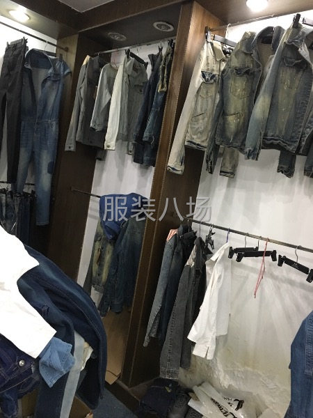 专业牛仔服装生产-第7张图片