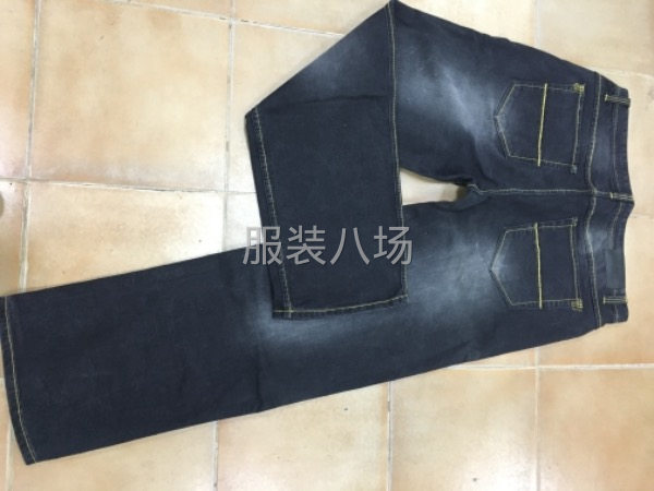 专业牛仔服装生产-第17张图片