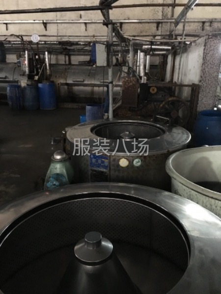 专业牛仔服装生产-第26张图片