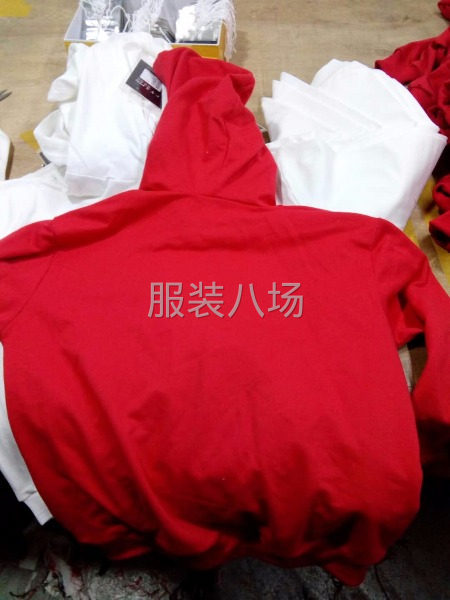 招服装车工，烫工，付工-第2张图片