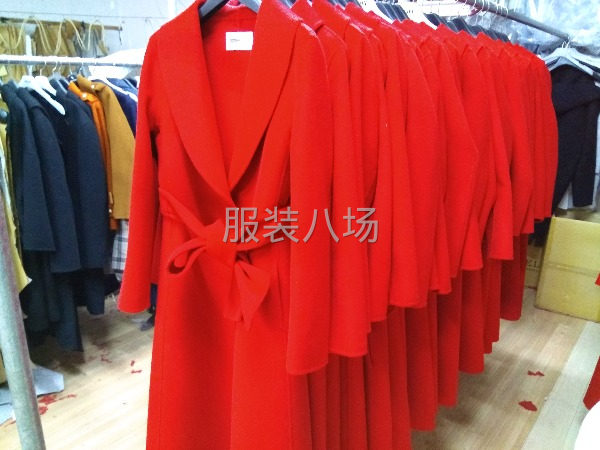 大连天恩服装厂十年专业加工定制高档双面男女款羊绒大衣-第1张图片
