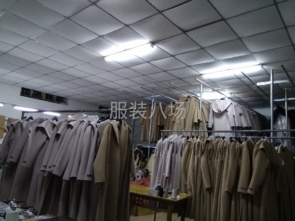 大连天恩服装厂十年专业加工定制高档双面男女款羊绒大衣-第3张图片