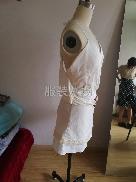 玲達服裝設(shè)計工作室-第3張圖片