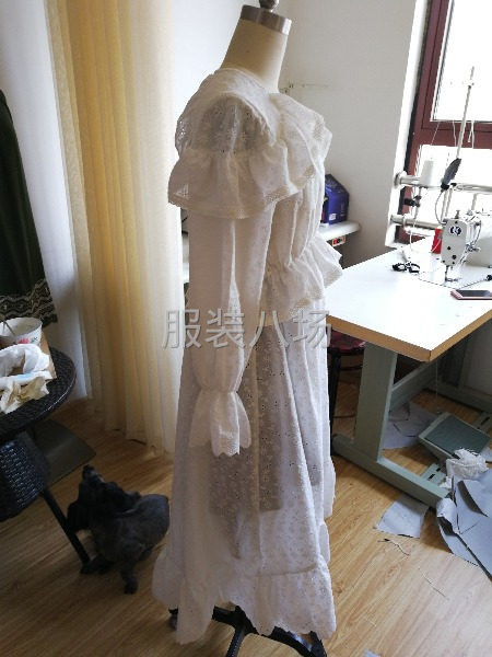 玲達服裝設(shè)計工作室-第8張圖片