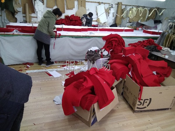 大连天恩服装专业程接双面羊绒大衣加工制作-第4张图片