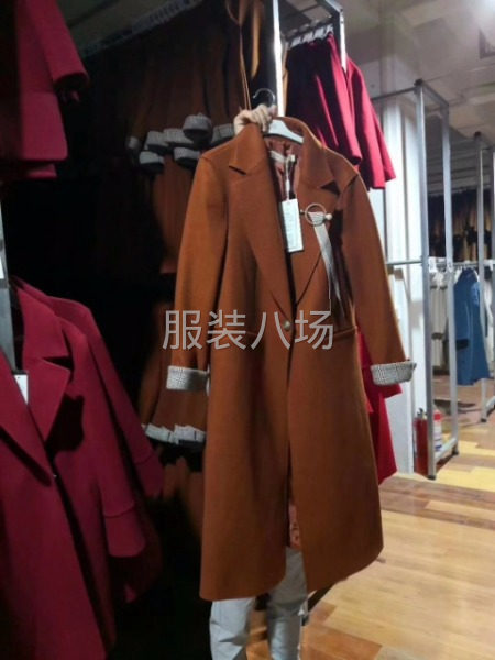 女士毛呢大衣-第3张图片