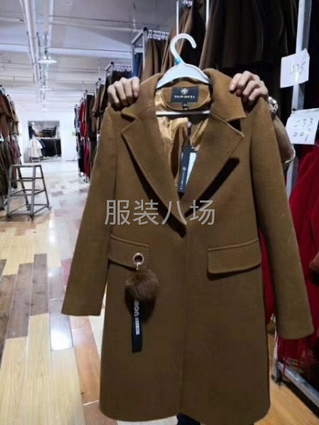 女士毛呢大衣-第4张图片