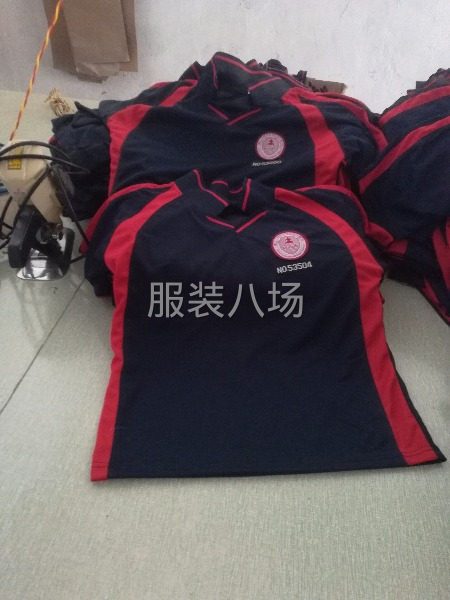 本厂40人 承接各种服装加工 保质保量-第1张图片