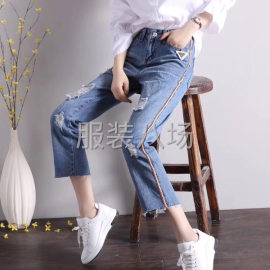 undefined - 各种T恤连衣裙防晒衣牛仔裤批发 - 图1