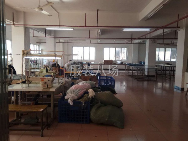 专业四针六线工厂，瑜伽，健身服暴汗服工厂，承接加工和包工包料-第1张图片