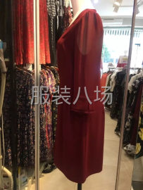 undefined - 武汉特价尾货货源女装批发市场 - 图4