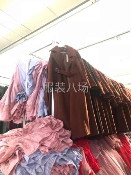 武汉货源品牌女装批发-第1张图片