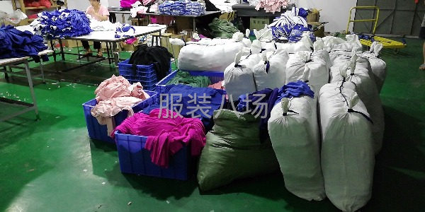 承接四針六線服飾，清加工，包工包料-第2張圖片