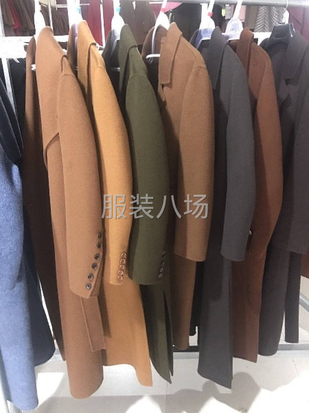 武汉品牌折扣服装店货源，汉派风，四季都做，厂家一手货源-第1张图片