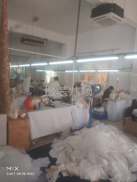 十二台电平车，四台四线包边，二台五线包边，一台刀切机找货源。-第1张图片