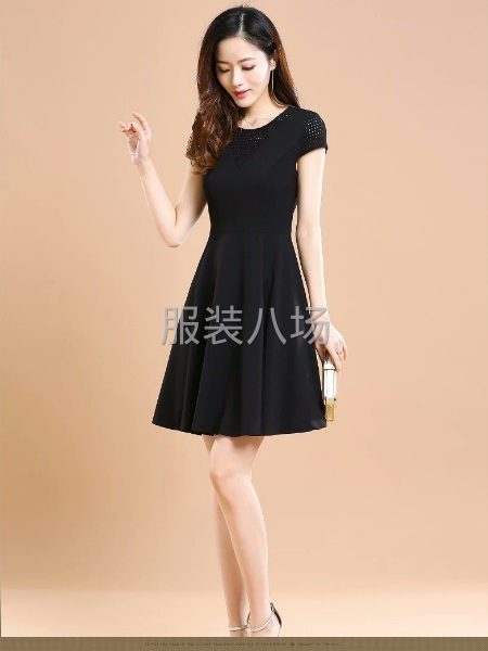 本厂加工各种服装，订单，网单，职业装，工作服。-第4张图片