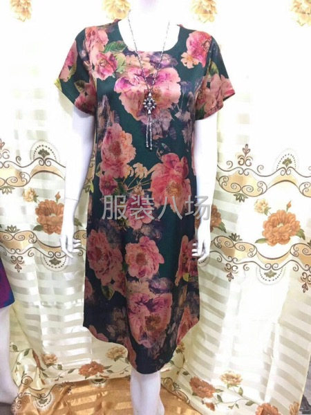 高端精品中老年女装连衣裙-第3张图片