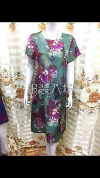 高端精品中老年女装连衣裙-第9张图片