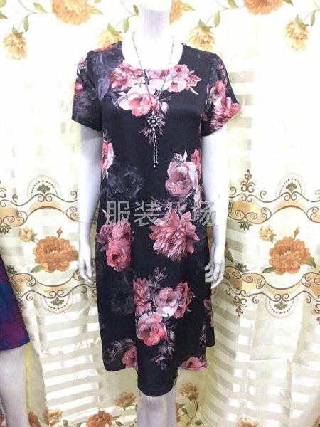 高端精品中老年女装连衣裙-第8张图片