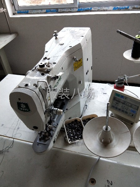 南通服装微加工 南通设备 南通二手转让   双针链条机,裁剪台,钉扣机