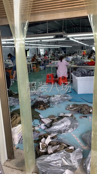 承接各类棉衣羽绒服，裤子，上衣，来料加工，包头尾，裁片都可！-第5张图片