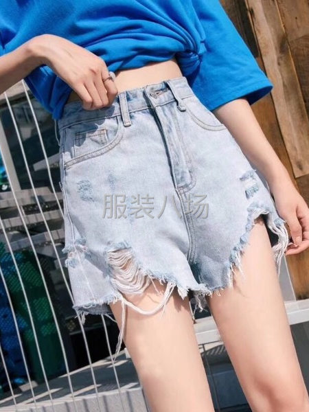 精品女装短裤12元.便宜走量-第9张图片