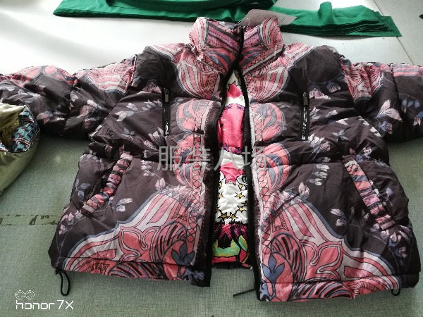 专做梭织羽绒服棉衣皮衣西装裙子-第8张图片