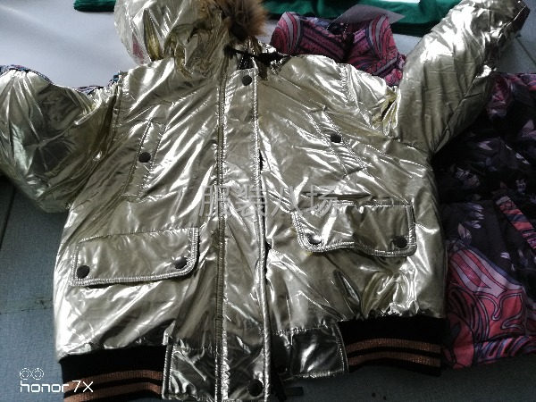 专做梭织羽绒服棉衣皮衣西装裙子-第7张图片