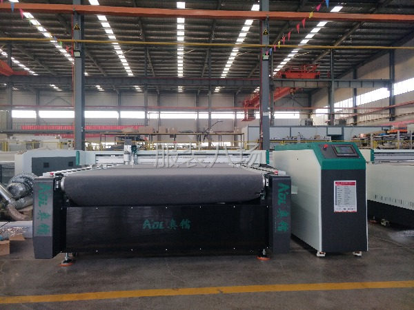 皮草服装自动裁剪