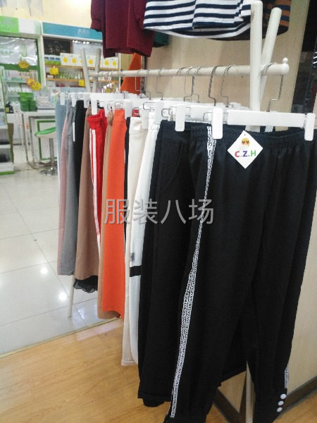 服装店设备转卖-第5张图片