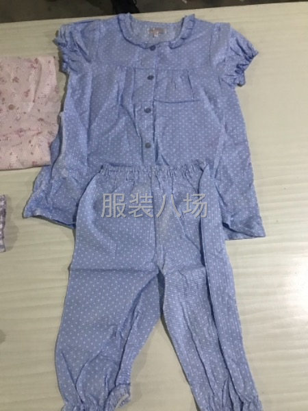 批發(fā)衣服最低價(jià)格最好質(zhì)量-第5張圖片