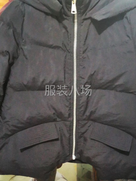 承接男女精品棉服，羽绒服，大衣，茄克-第2张图片