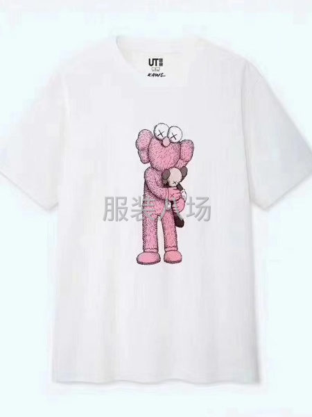火爆全网的优衣库T桖-第2张图片