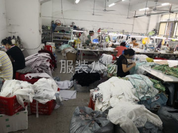 undefined - 旗袍工厂承接精品旗袍订单，质量好，出货快，讲信用！ - 图1