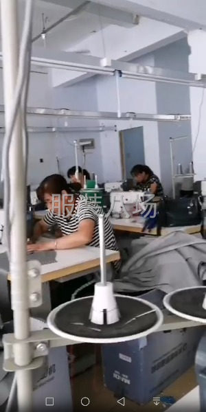 本服装厂常年承接各类服装加工，质量严谨，机器齐全-第2张图片