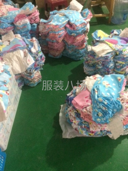 本厂专业生产睡衣制造-第2张图片
