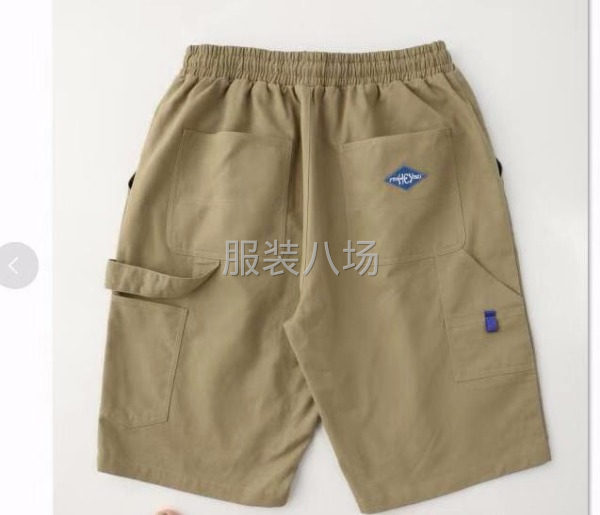 江西省赣州市赣县周坑安置区B8栋英财服装二厂，-第1张图片