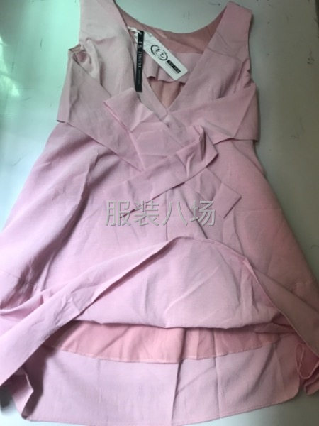连衣裙外发-第1张图片