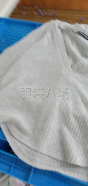 我們廠一十幾人長(zhǎng)年做服裝加工的，要求能長(zhǎng)期合作的優(yōu)秀。-第2張圖片