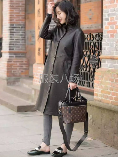 时尚女装店不干了处理，打包清货-第2张图片