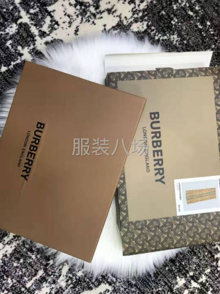 巴宝莉专业正品围巾-第3张图片