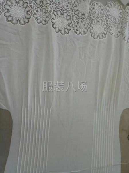 承接服装，打条   打揽    对丝    贴条 等特种绣-第8张图片