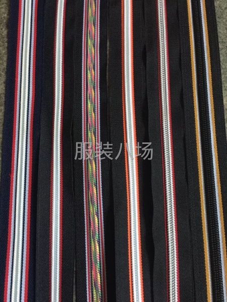 出售树脂尼龙拉链码装条装-第1张图片