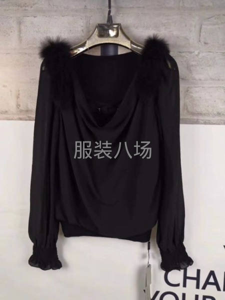 捡漏的来，300件左右，全清5.9一件，等拉回档口就不是这个-第8张图片