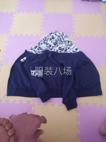 童装拉链针织衫外发-第1张图片