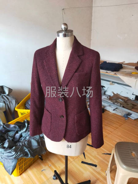 專業(yè)制作中高檔服裝-第5張圖片