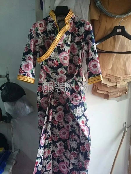 服装高端定制，来图打版，酒店单位制服，等等服装加工-第8张图片