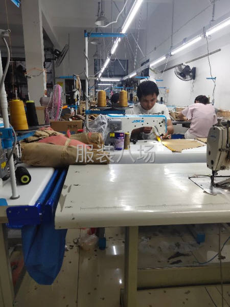 承接公司貨丶市場貨丶網店貨丶羽絨服丶風衣-第3張圖片